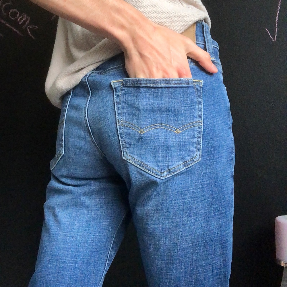 American Eagle Blue Jeans
